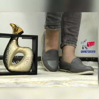 کفش کالج زنانه رنگ طوسی پاشنه ۱سانت (در سایت بالنسیاگا نیوبالانس اسکیچرز هوکا)